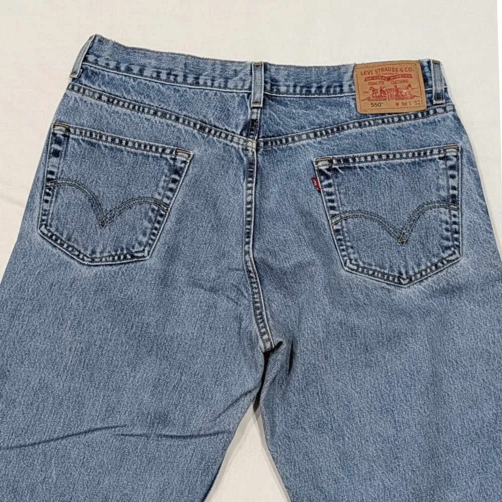 Levis levi 550
